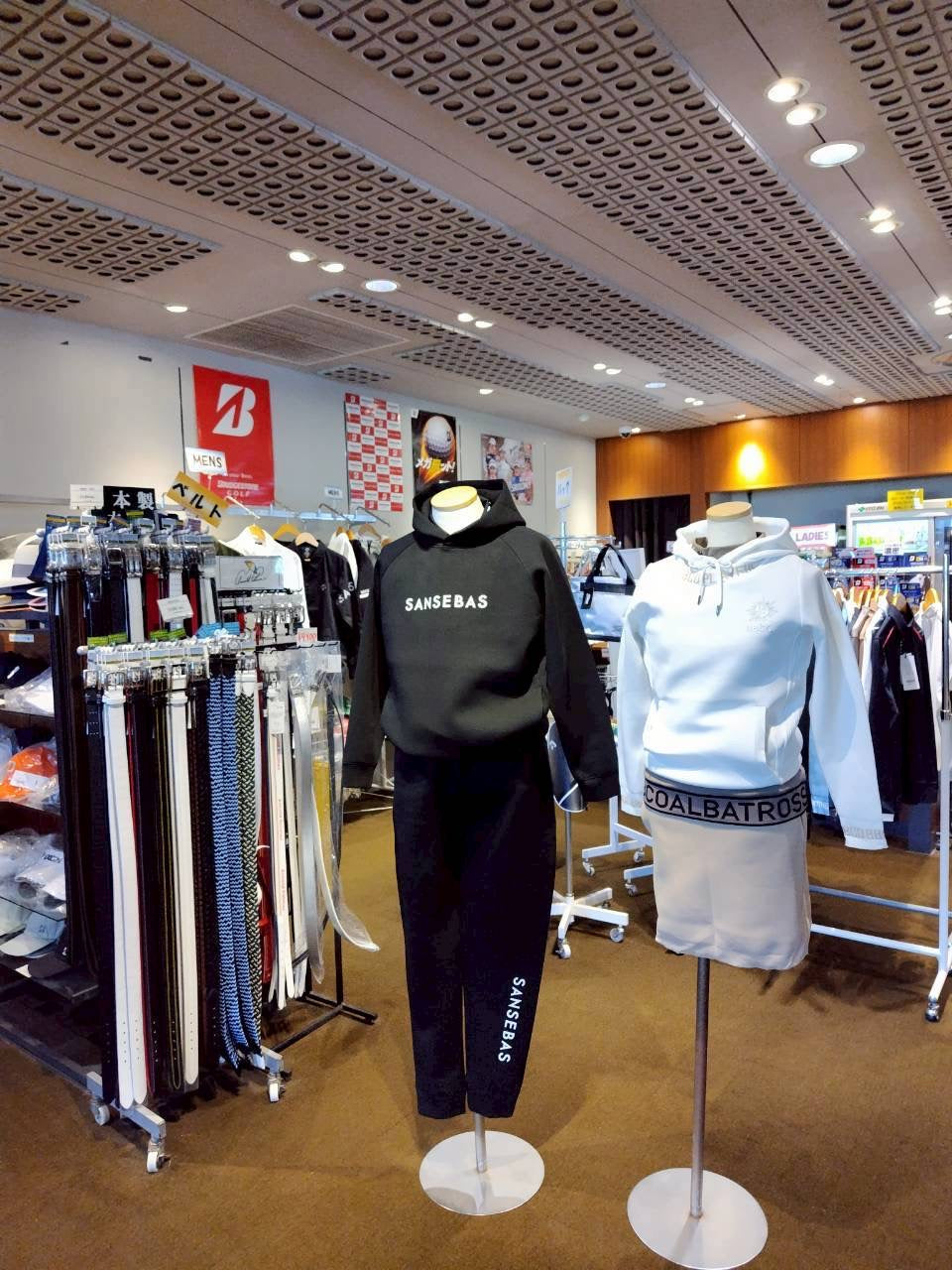 紫カントリークラブ・あやめコースにて、4/30までPOPUPを開催